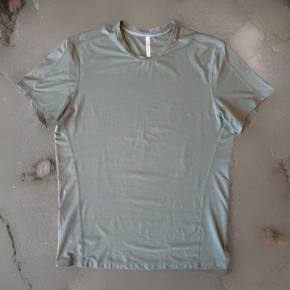 Ten Thousand Performance Shirt L Green Sportswear Athleisure Workout New York